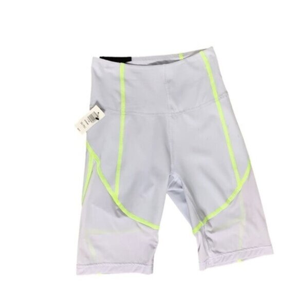 Aritzia TNA Sereno Biker Shorts High Rise Waist Pale Violet Purple Size XS - Picture 14 of 16